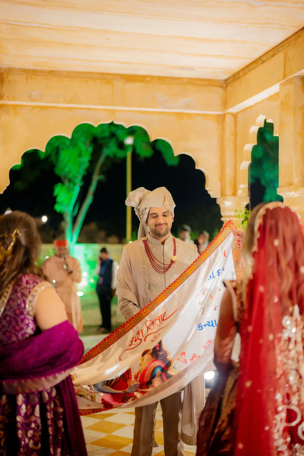 Bride & Family at Jaisalmer Wedding