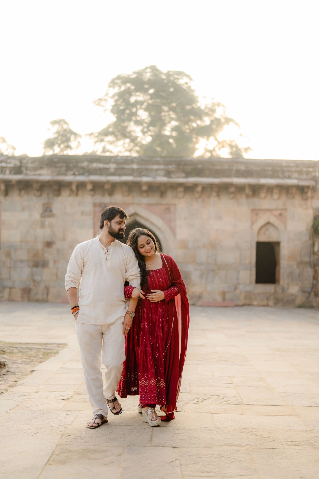 Elegant Couple Portrait Against Delhi Heritage Architecture