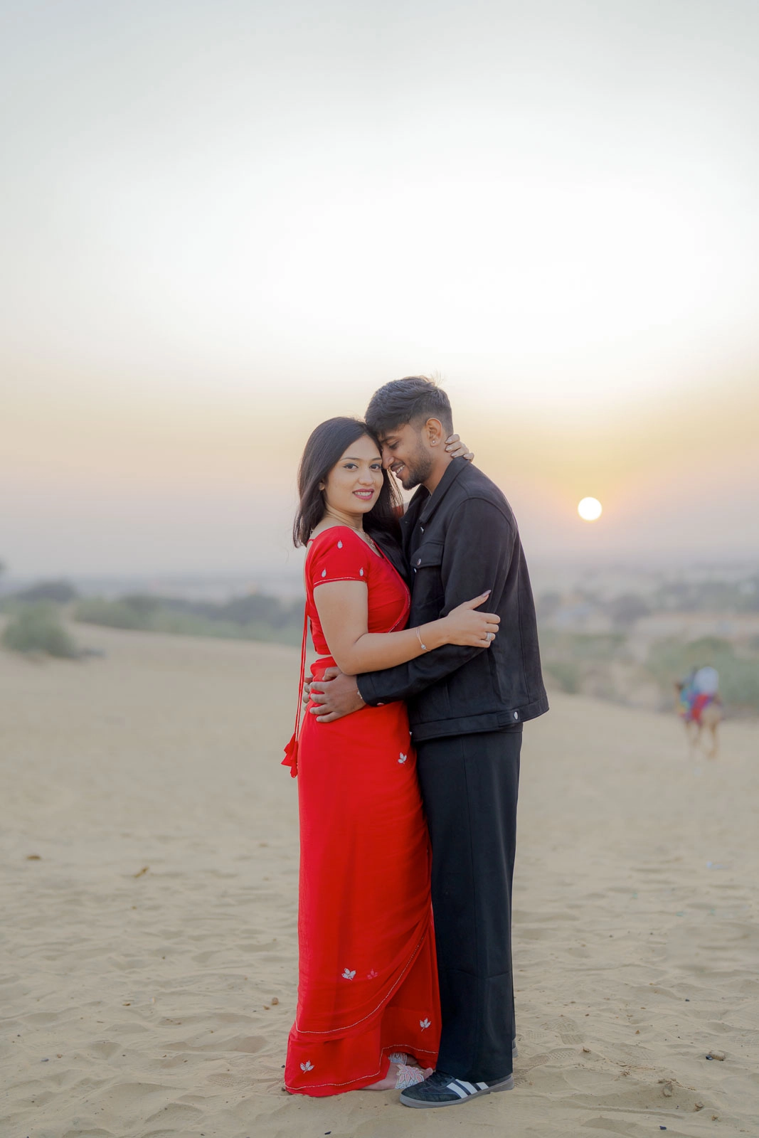 Elegant Evening Romance in the Golden City