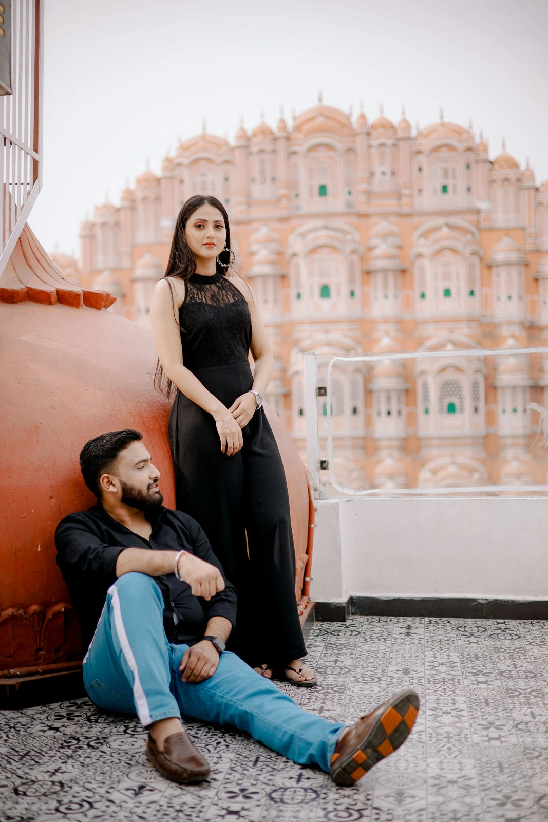 Hawa Mahal Couple Shoot in Jaipur