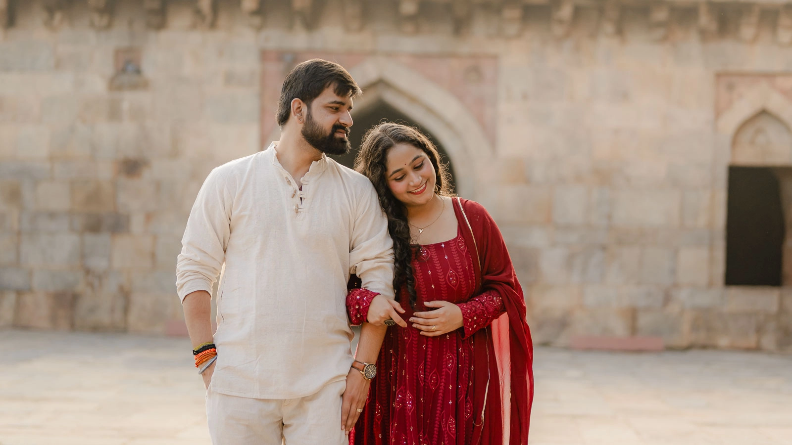 Intimate Pre-Wedding Portrait at a Delhi Heritage Site