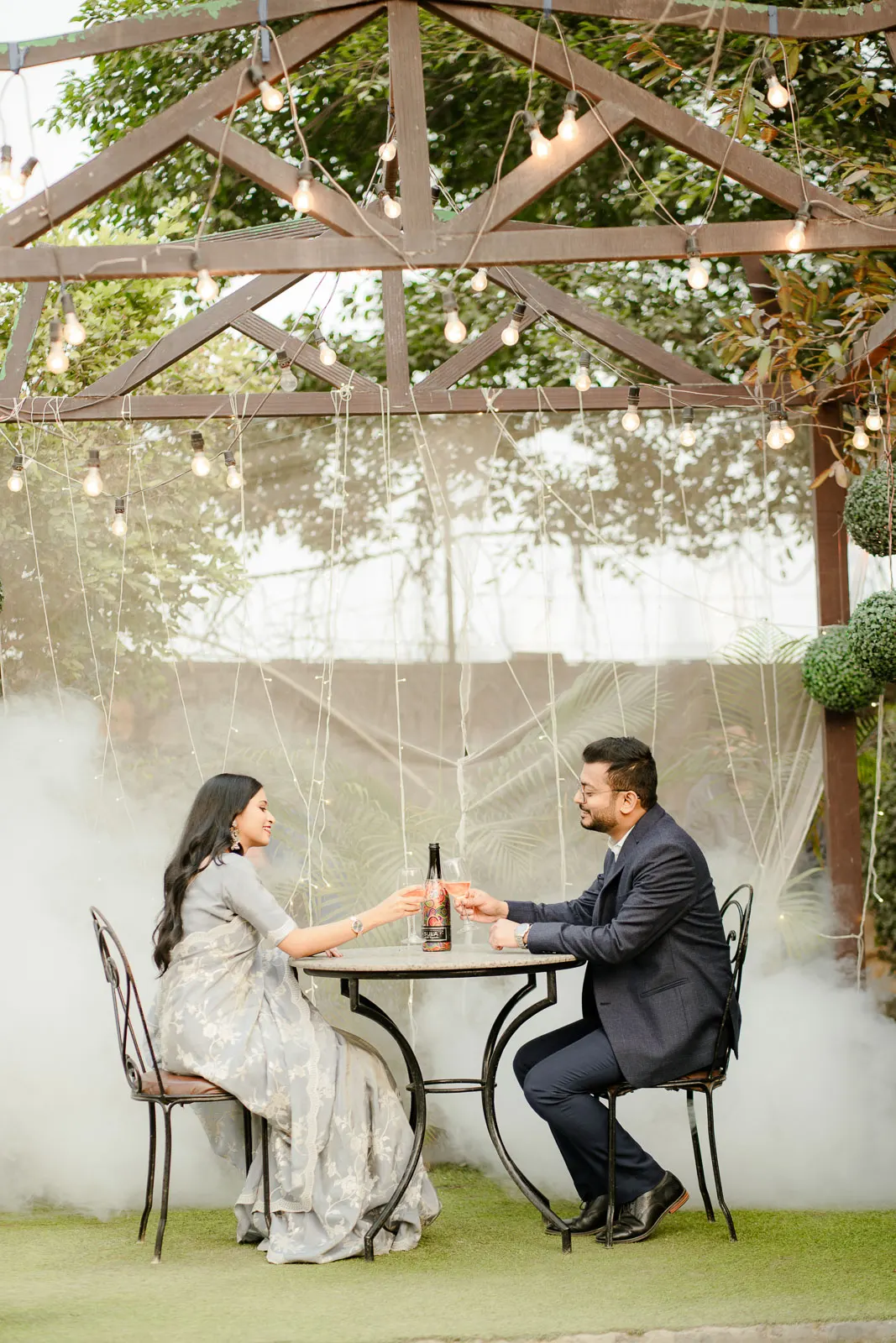 Natural Couple Portrait in a Delhi Heritage Garden