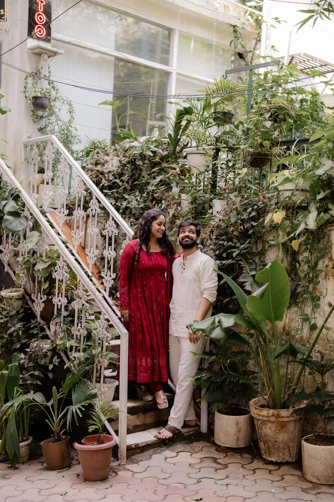 Natural Couple Portrait in a Historic Delhi Garden