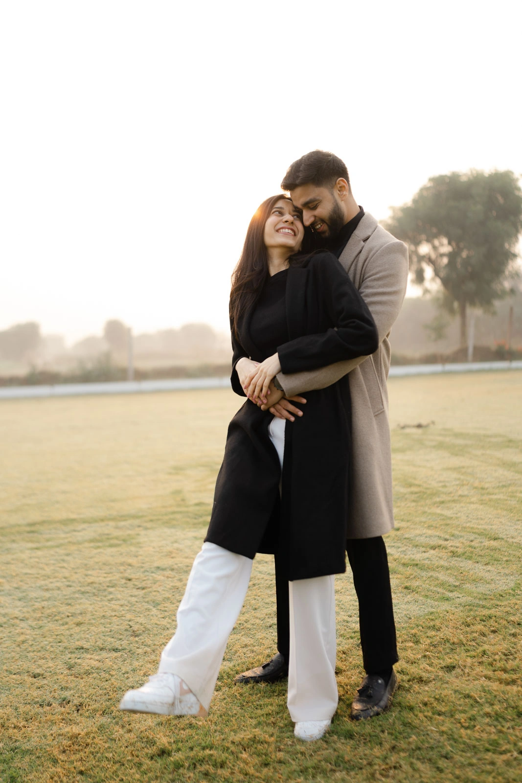 Natural Couple Walking – Jaipur Prewedding Photography
