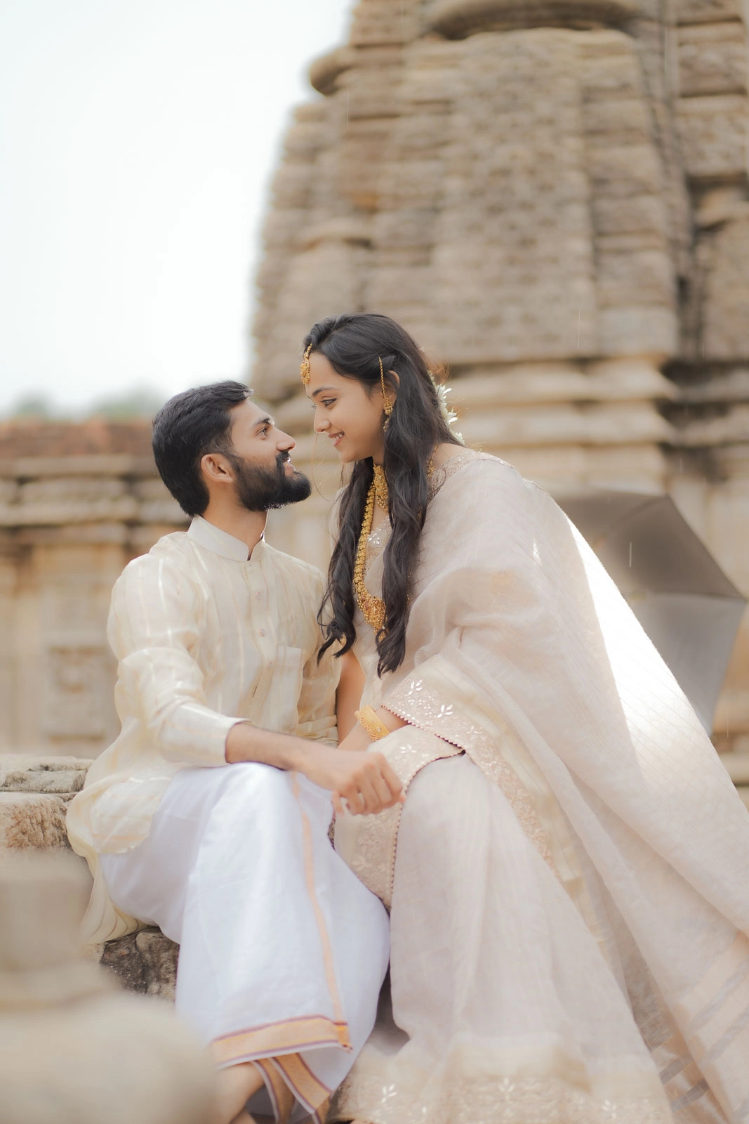Romantic Couple Portrait at Heritage Palace – Udaipur Pre Wedding