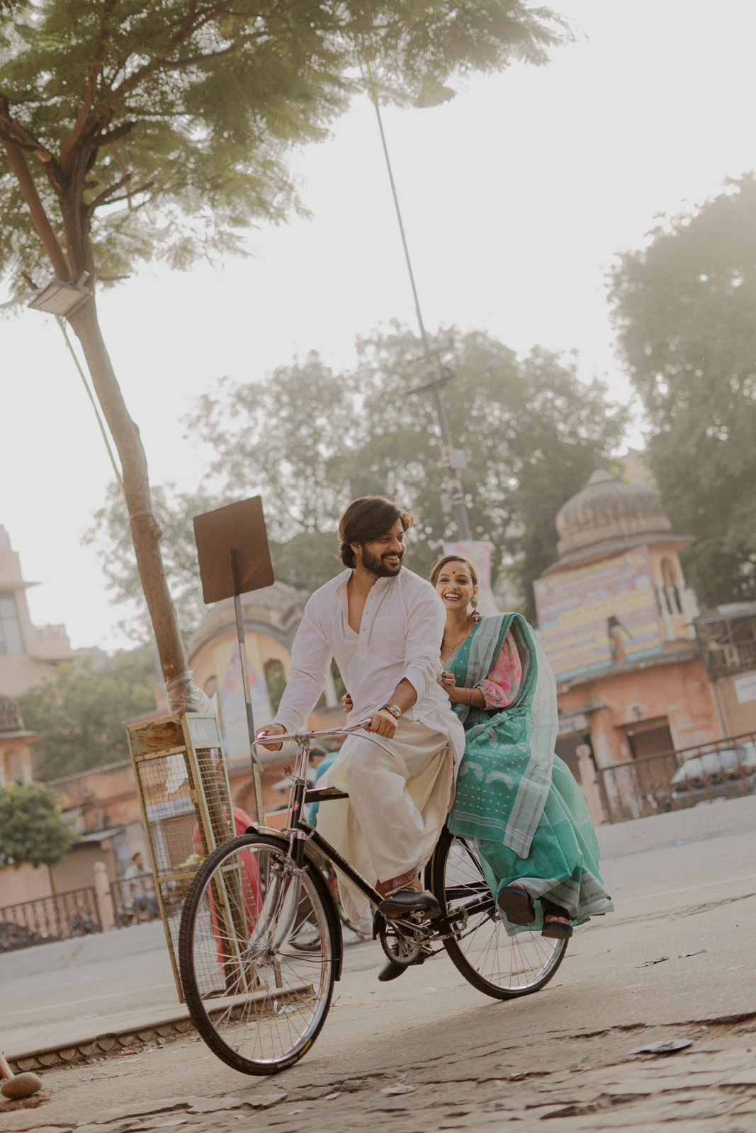 Romantic Couple at Jaipur Heritage Location