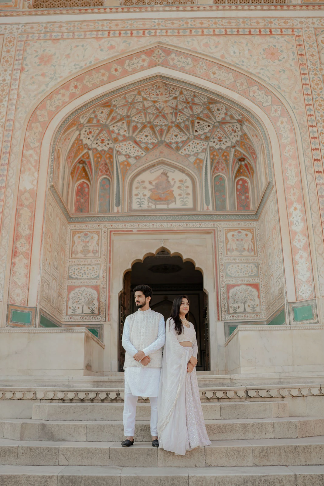 Romantic Couple at Royal Jaipur Archway – Prewedding Shoot