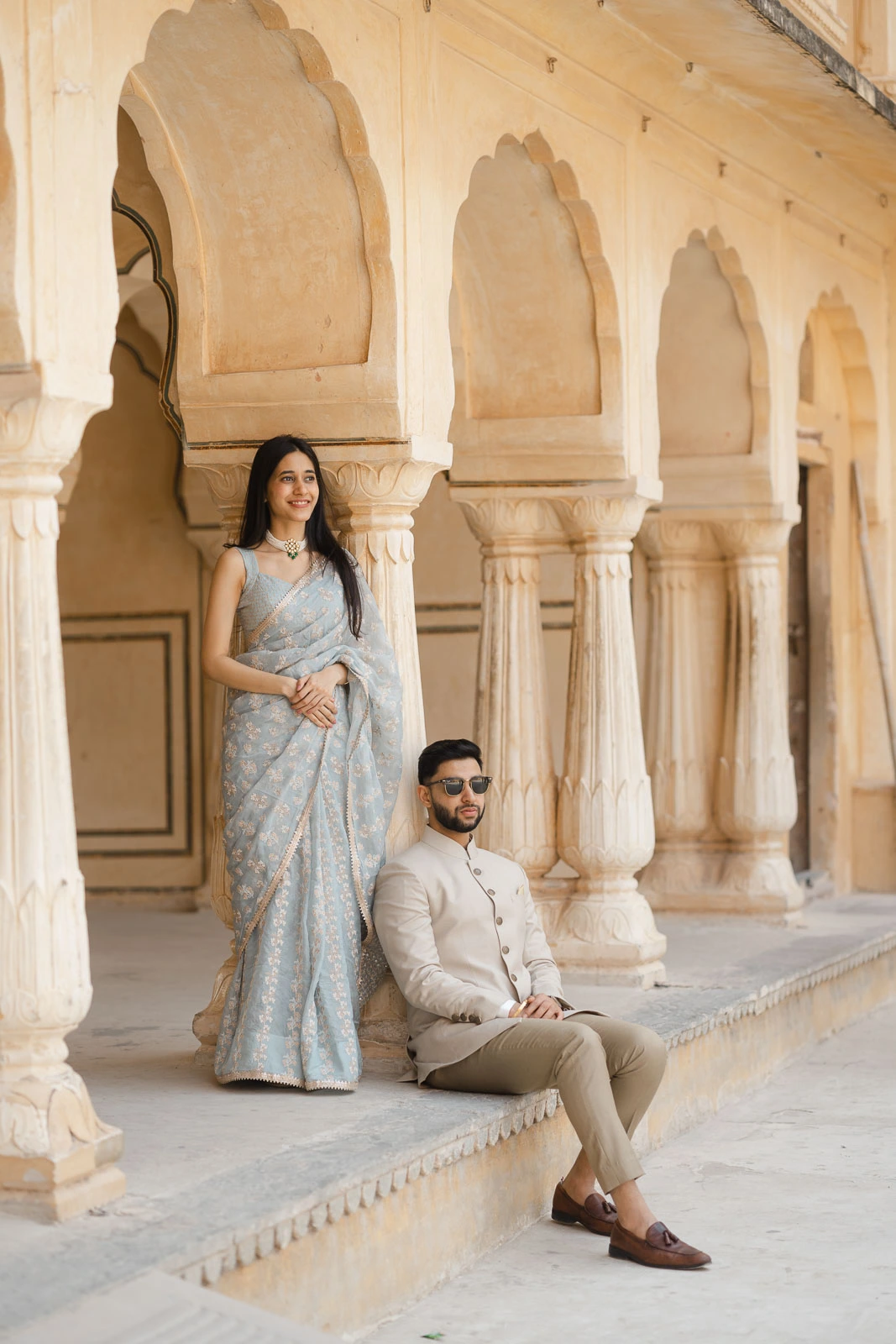 Romantic Jaipur Palace Archway Prewedding Shoot