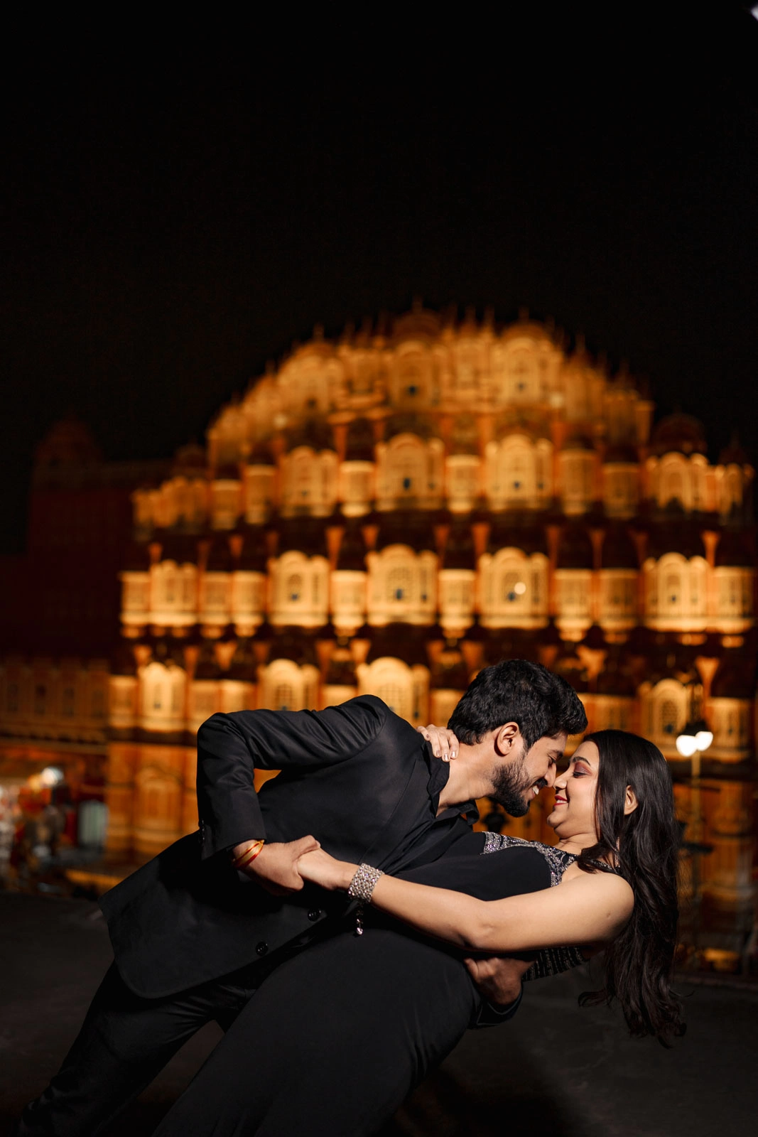 Royal Illuminated Palace – Jaipur Prewedding Photography