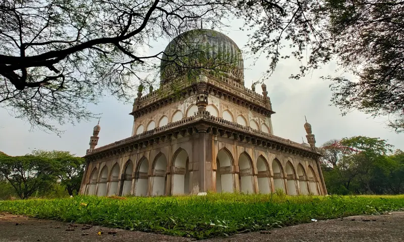 Qutb Shahi Heritage Park